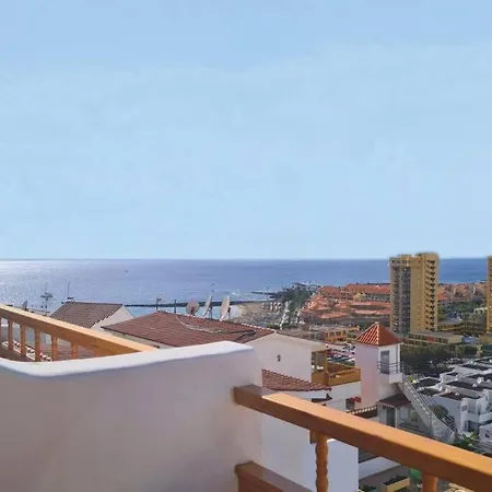 Апартаменты Rooftop Cristianos Лос Кристианос